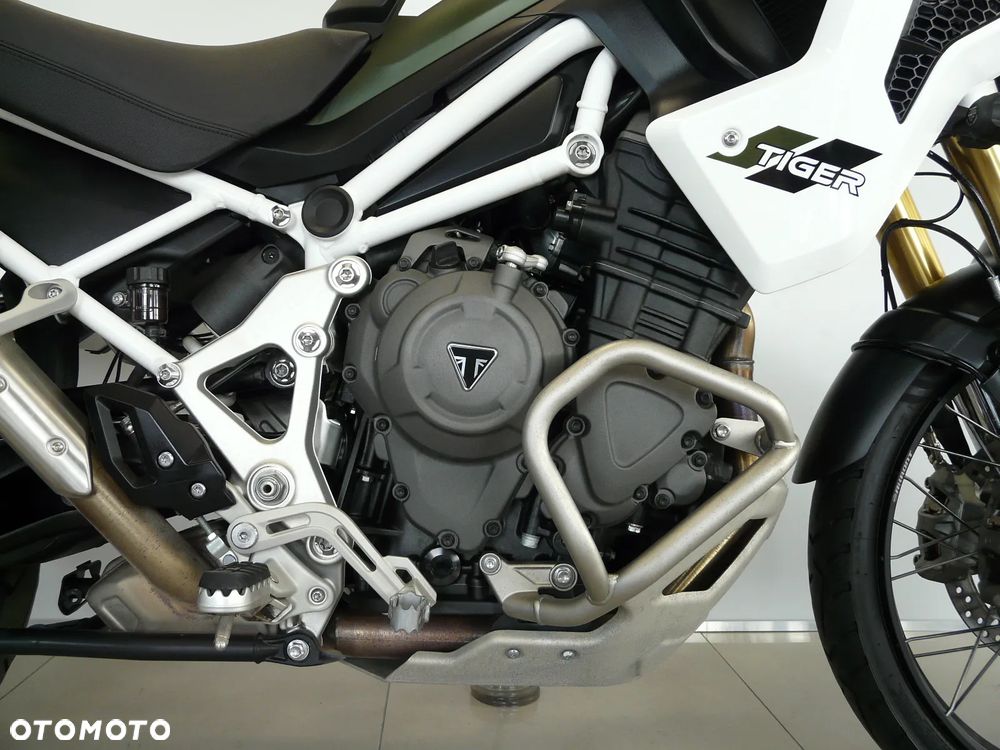 Triumph Tiger - 8