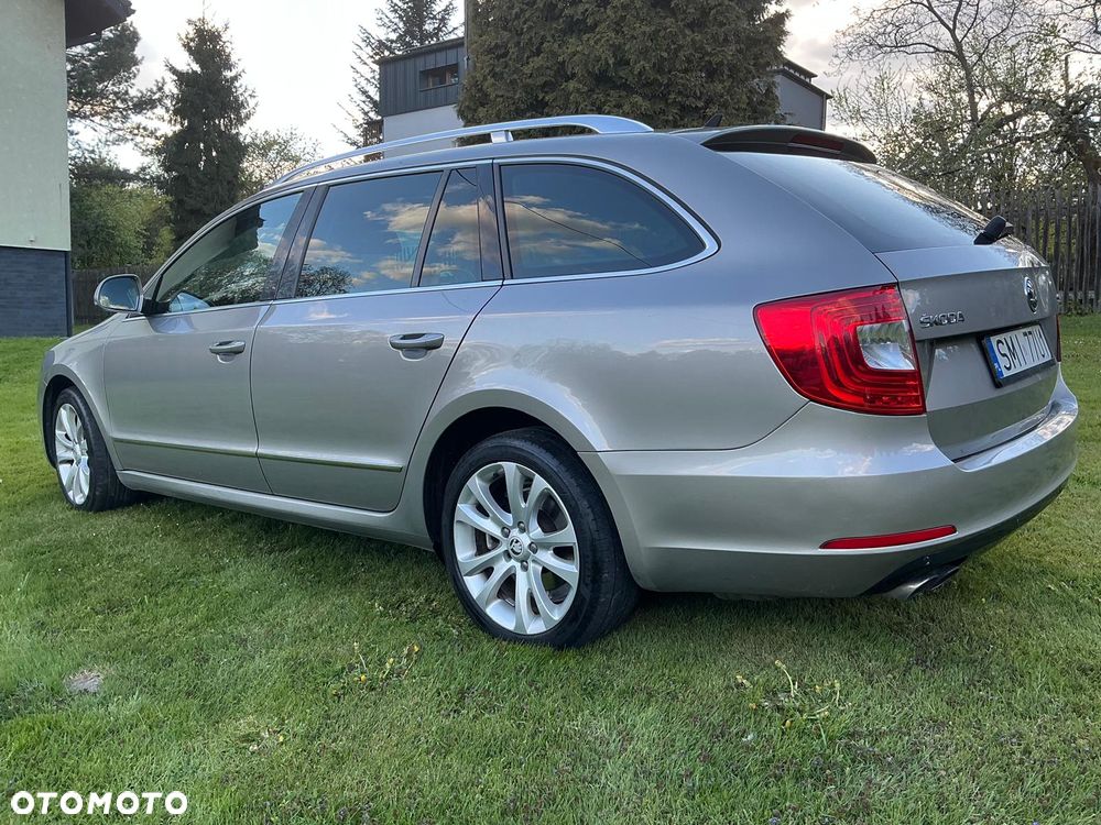 Skoda Superb 1.8 TSI Ambition - 11