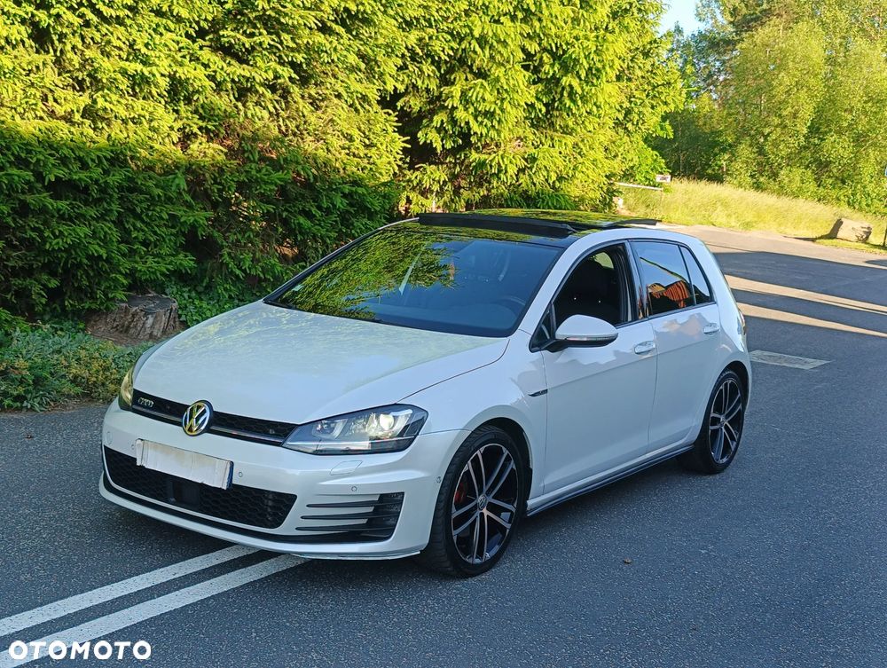 Volkswagen Golf GTD 2.0 TDI SCR DSG - 35