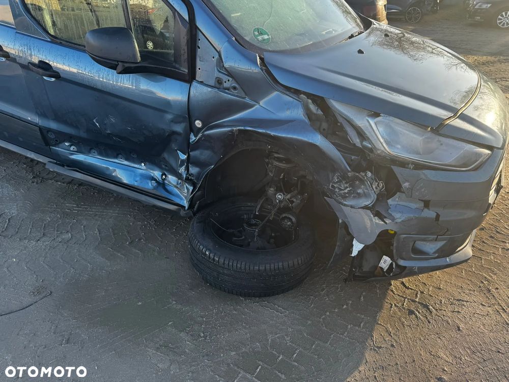 Ford Transit Connect - 11