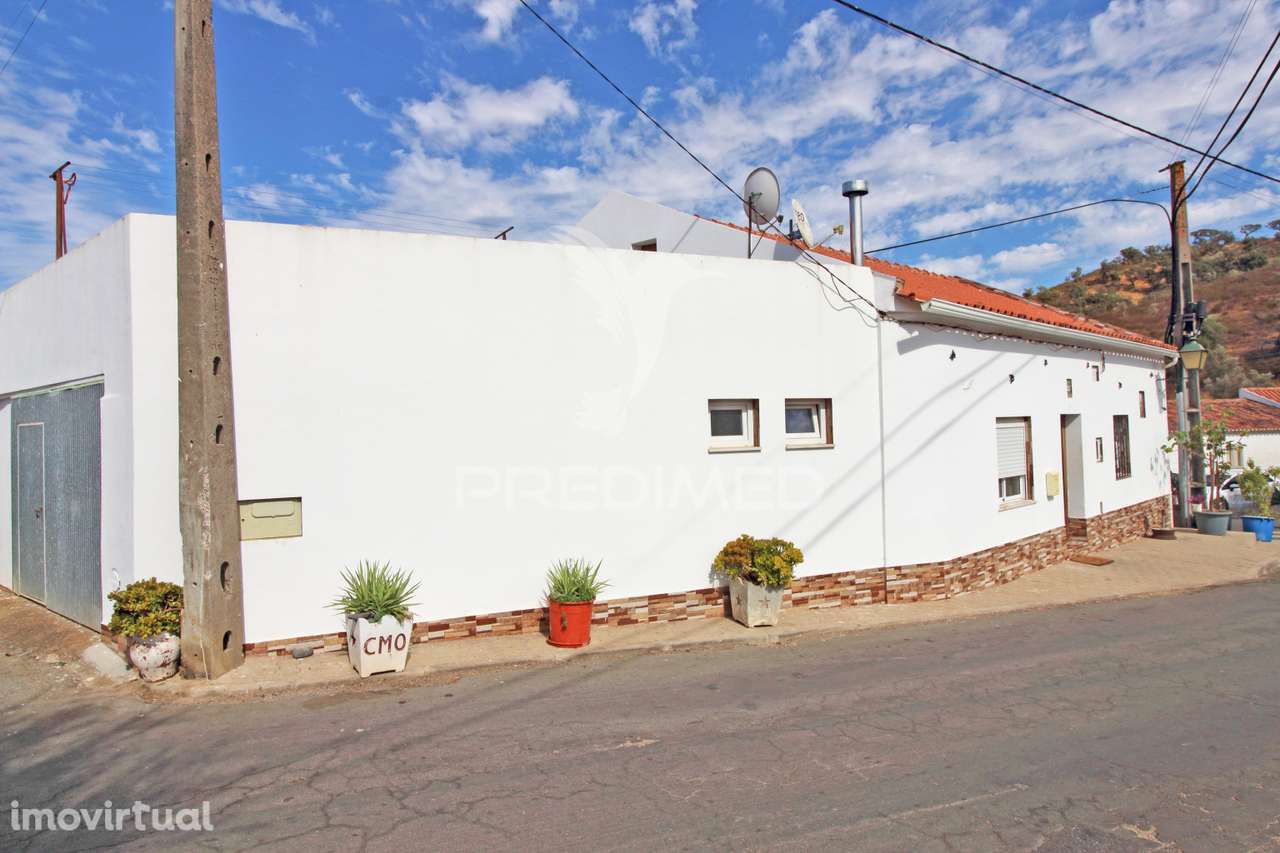 Moradia T3 e Café em Vale de Santiago - Grande imagem: 2/27