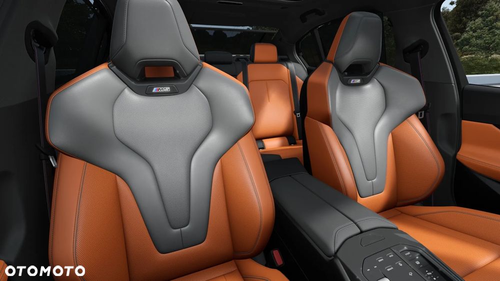 BMW M5 PHEV - 12