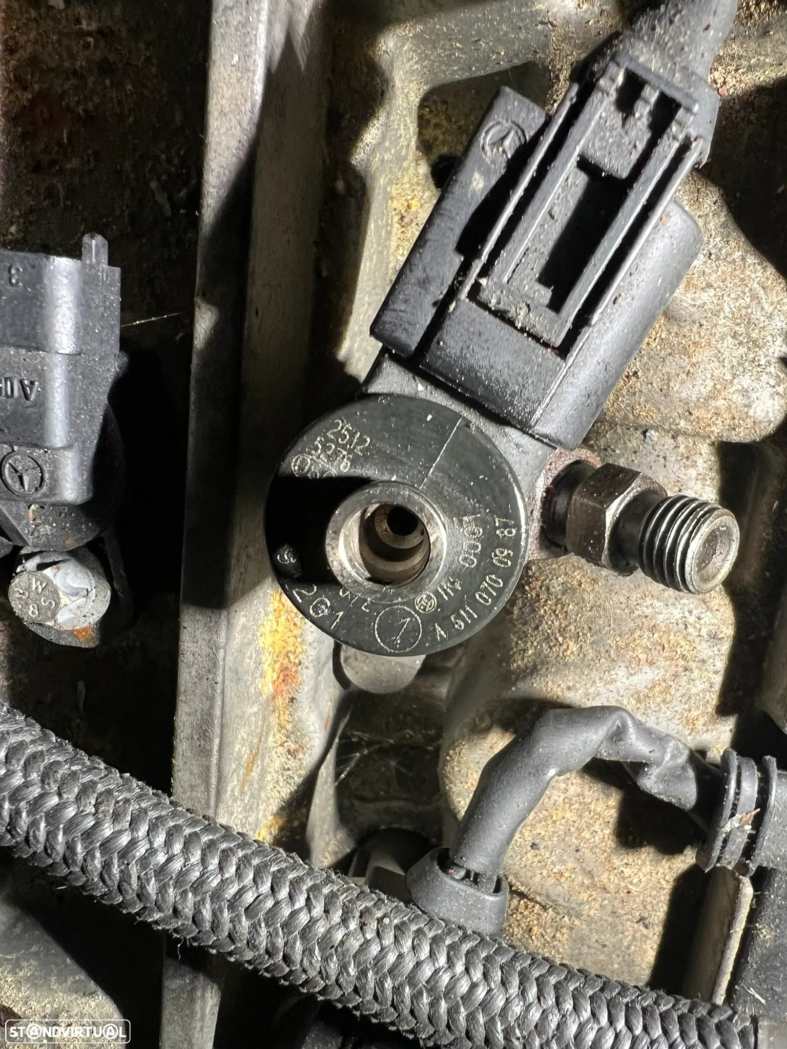 Injector Mercedes-Benz 2.2 A6110700987 - 3