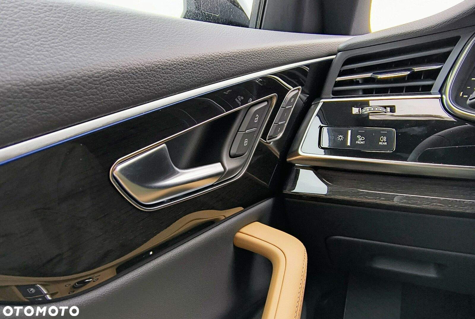 Audi Q8 - 21