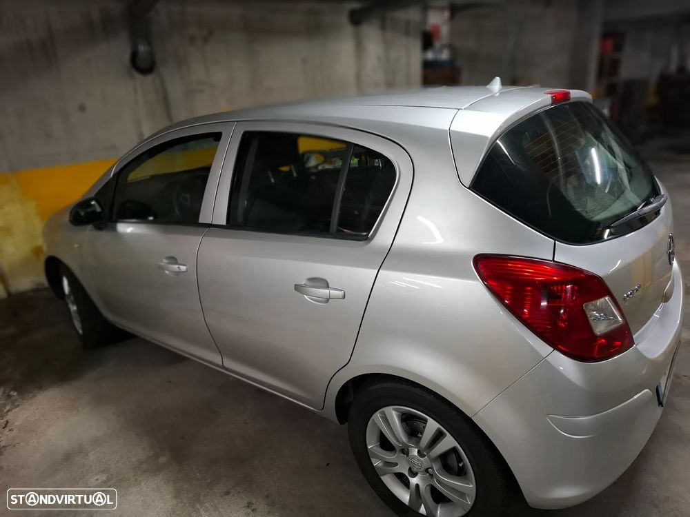 Opel Corsa 1.2 Enjoy - 18
