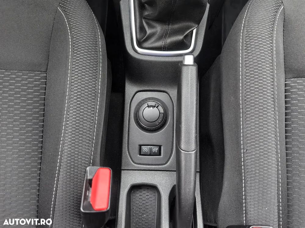Dacia Duster 1.5 Blue dCi 4WD Essential - 11