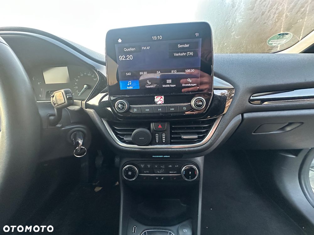 Ford Fiesta 1.0 EcoBoost mHEV Titanium - 10