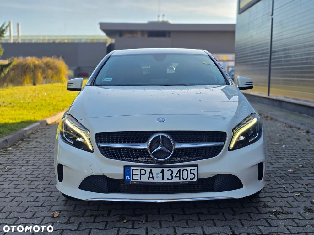 Mercedes-Benz Klasa A 180 7G-DCT AMG Line - 4