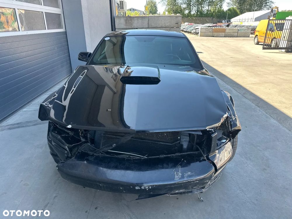 Ford Mustang - 7