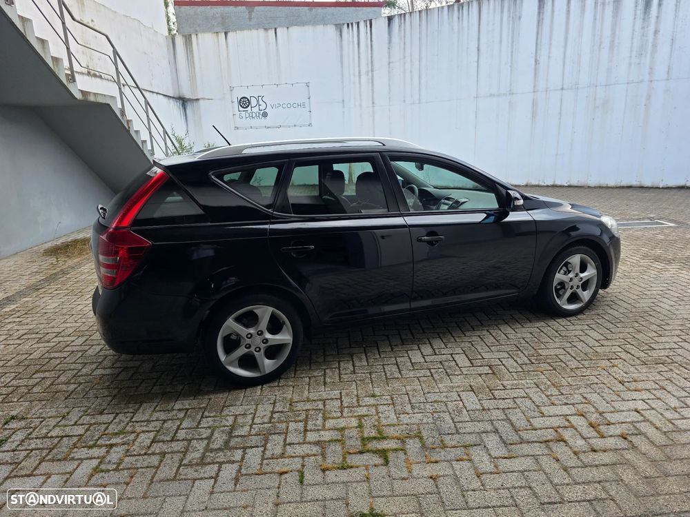 Kia Ceed SW 1.6 CRDi EX ISG - 10