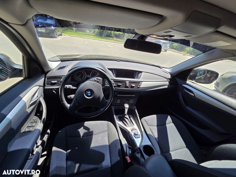 BMW X1 xDrive18d - 12