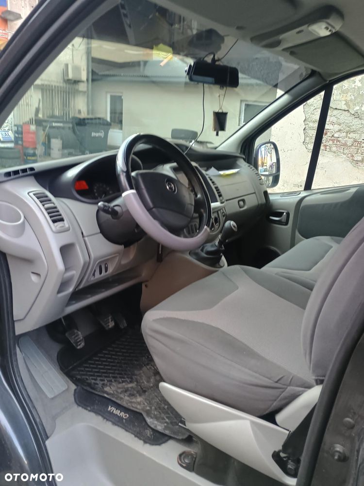 Opel Vivaro L1H1 DPF Tour Cosmo - 10