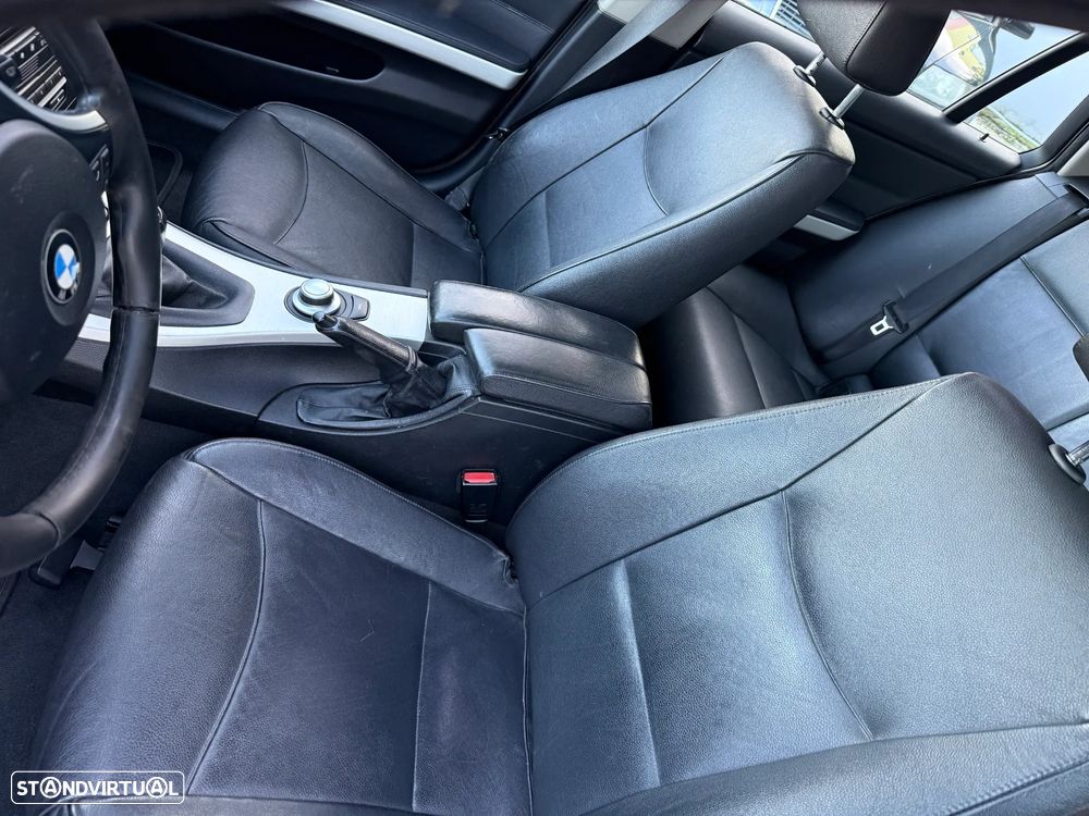 BMW 320 d Touring - 6