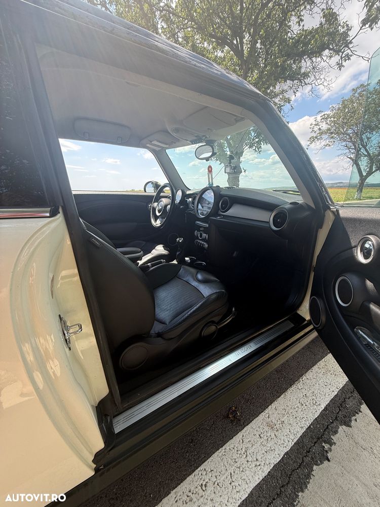 Mini Clubman Cooper - 12