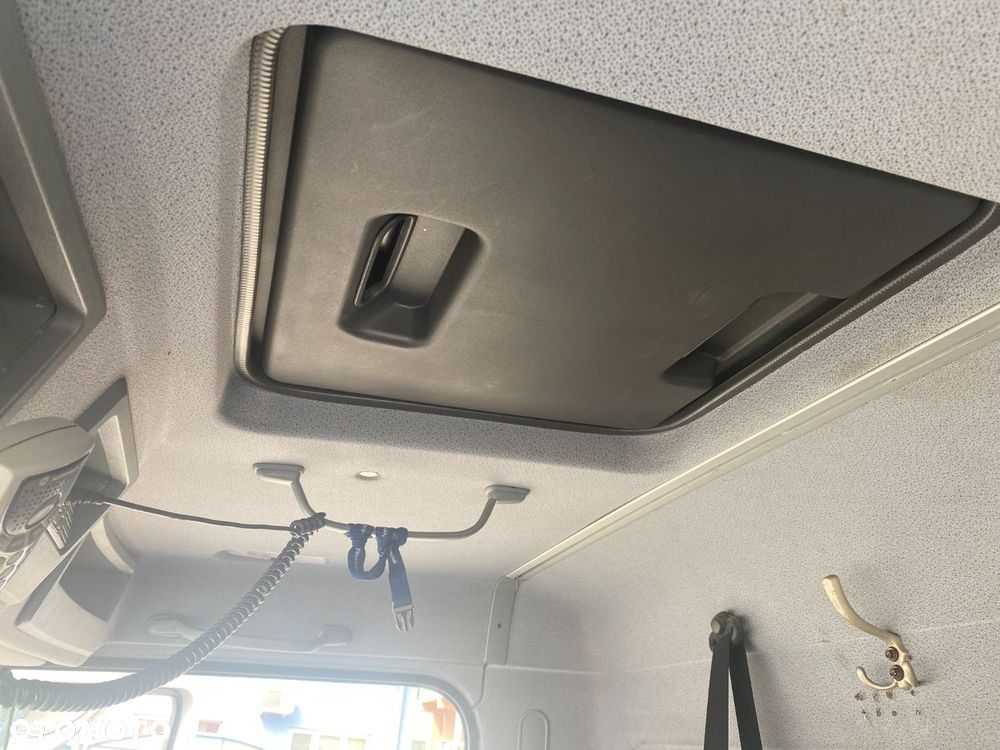 Versalift Atego 1226 Af 4X4 + Pojízdná Dílna - 14