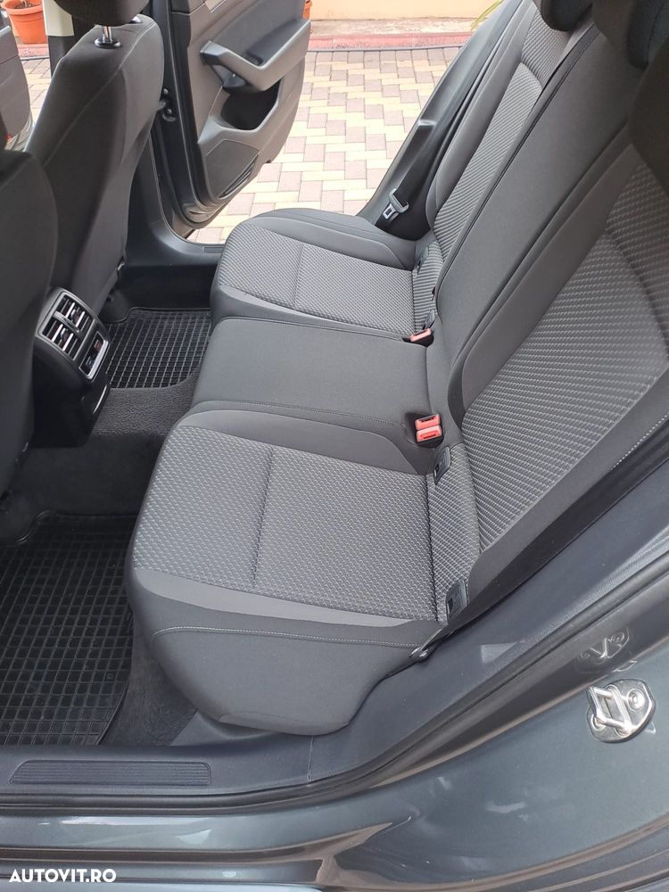 Volkswagen Passat 1.6 TDI Comfortline - 7