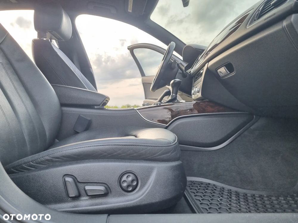 Audi A6 Limousine 3.0 TDI DPF quattro tiptronic - 25