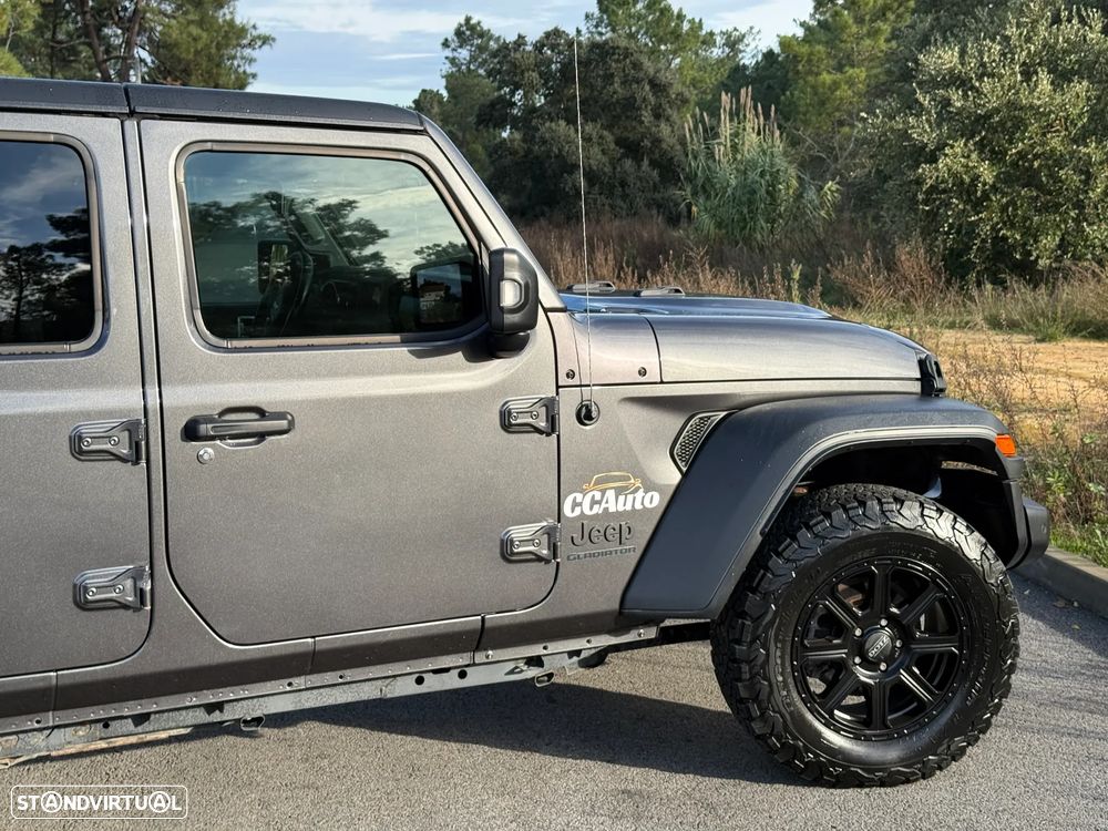 Jeep Gladiator 3.0V6 MultiJet AWD Auto Overland - 8