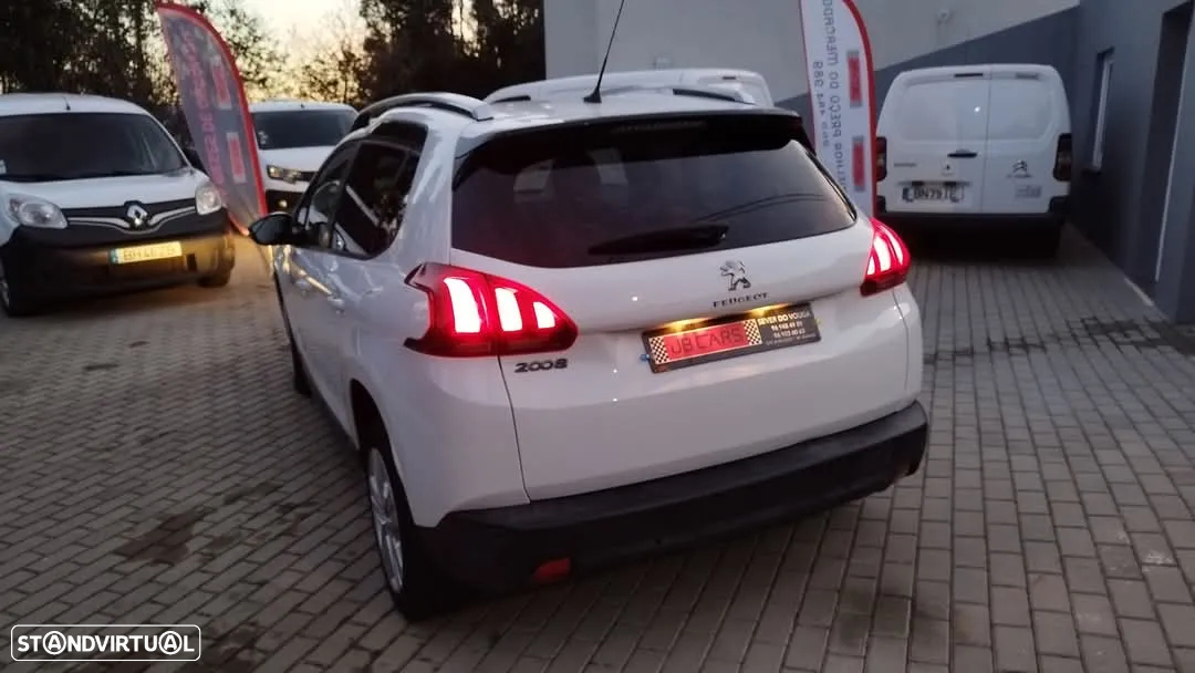 Peugeot 2008 1.6 BlueHDi Style - 7