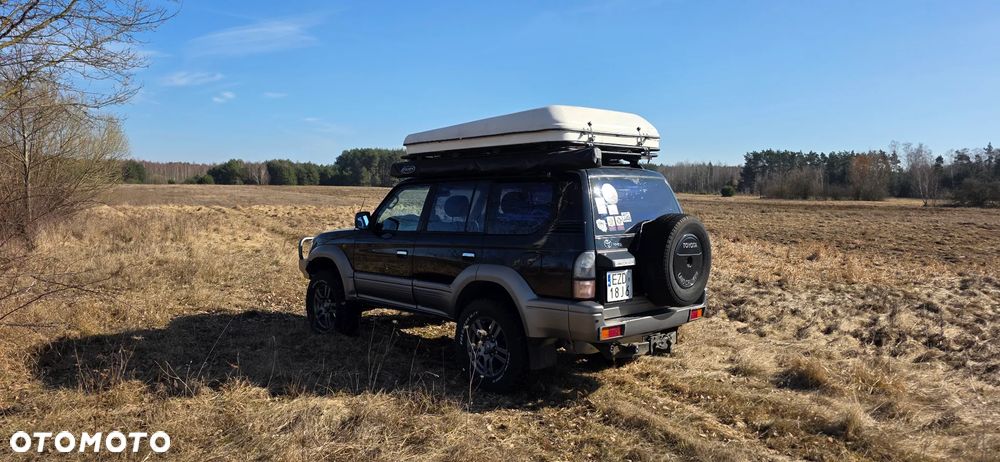 Toyota Land Cruiser - 16