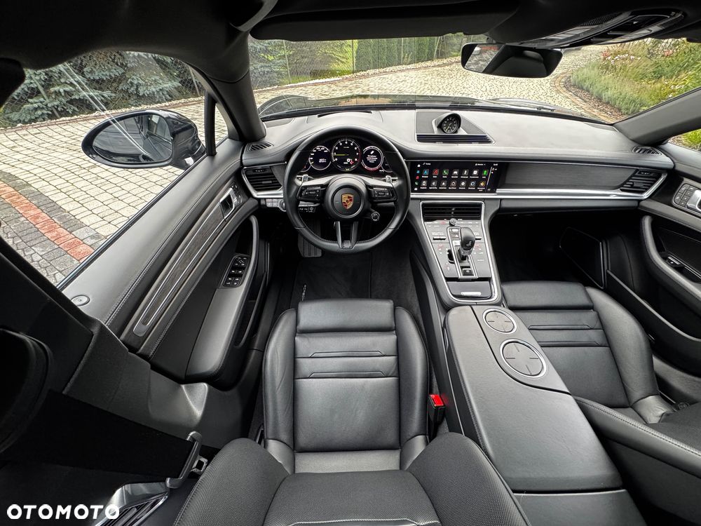 Porsche Panamera 4 E-Hybrid Platinum Edition - 10