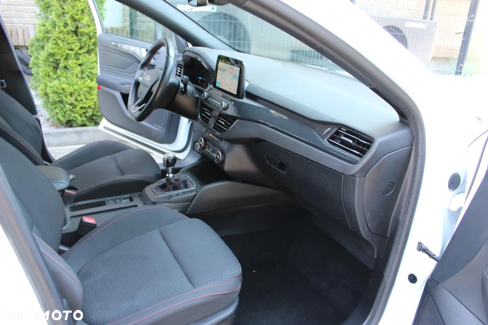 Ford Focus 2.0 TDCi ST-Line Red ASS - 26