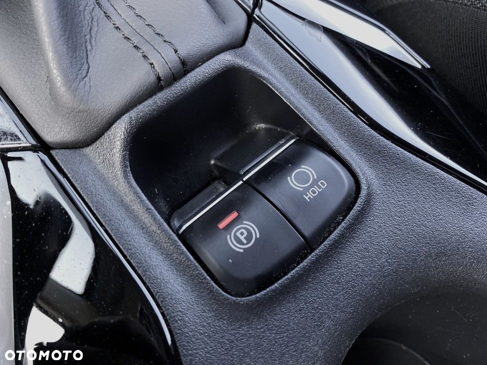 Toyota Corolla - 13