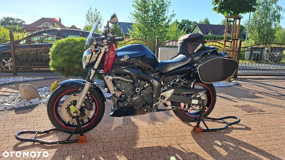 Yamaha FZ6 - 6