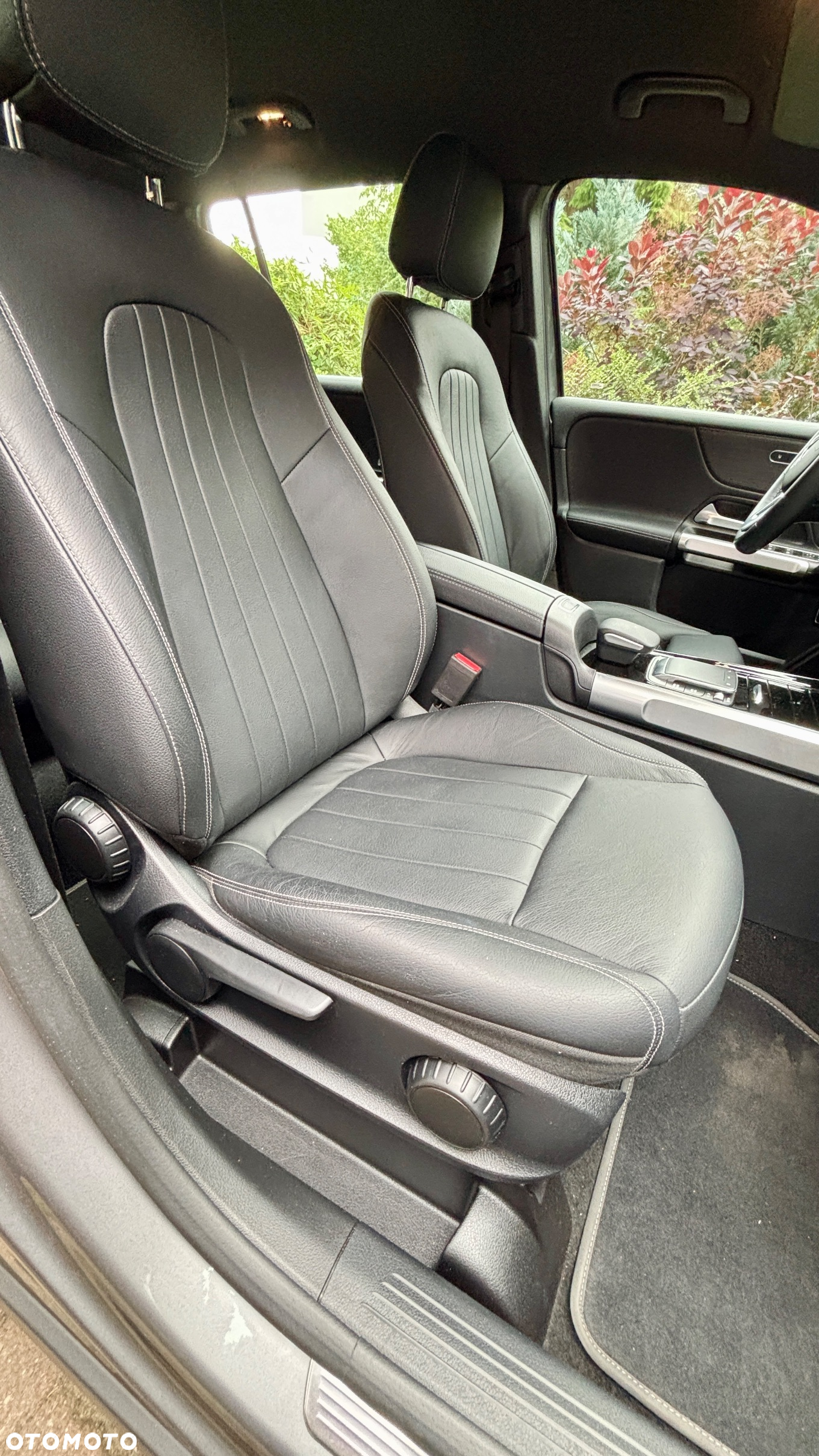 Mercedes-Benz GLB 200 Style 7G-DCT - 11