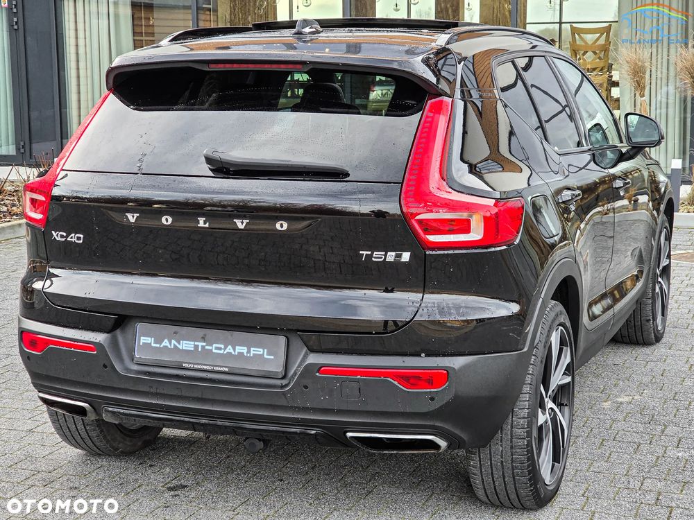 Volvo XC 40 B5 B AWD Geartronic RDesign - 12