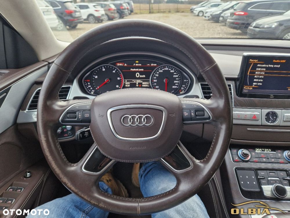 Audi A8 - 38