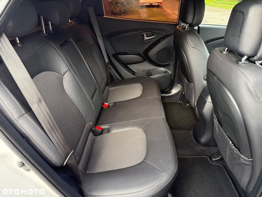 Hyundai ix35 1.7 CRDi 2WD Fifa World Cup Edition - 12