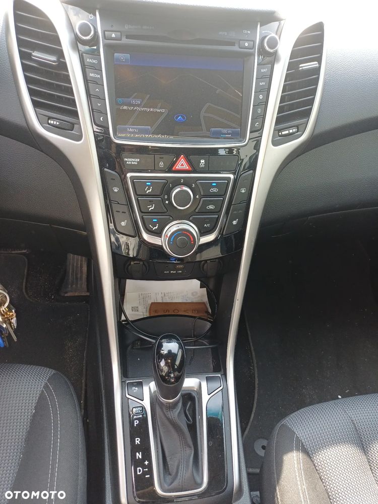 Hyundai i30 1.6 CRDI DCT Premium - 5