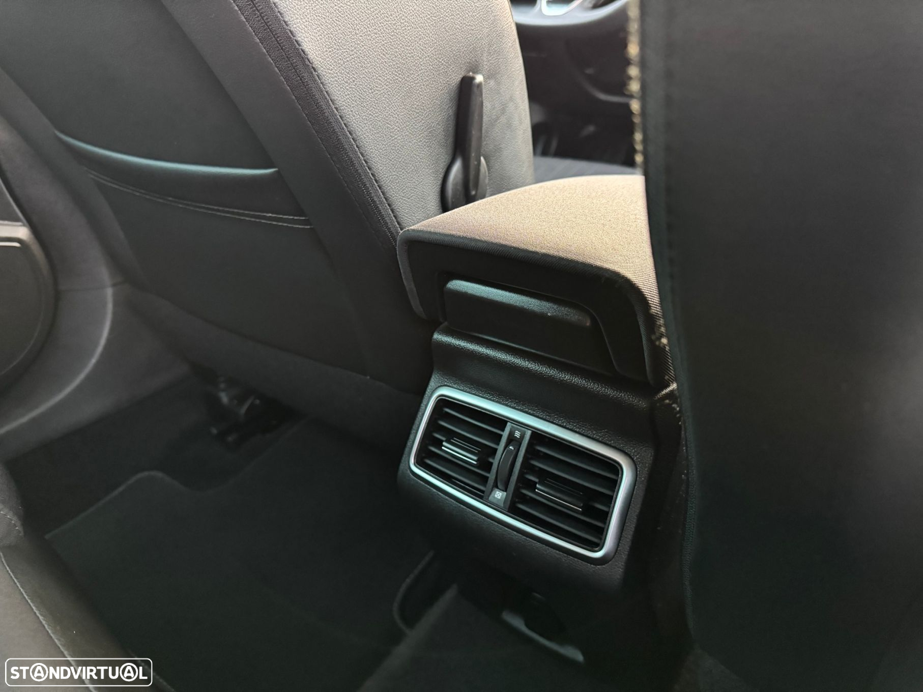 Renault Mégane Sport Tourer 1.5 Blue dCi Limited - 29