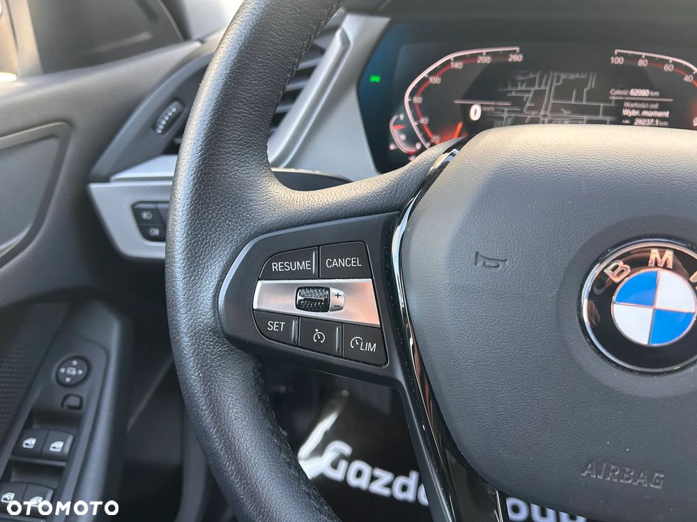 BMW Seria 1 118i Advantage - 23