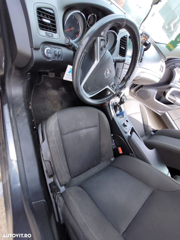 Opel Insignia 2.0 CDTI - 21