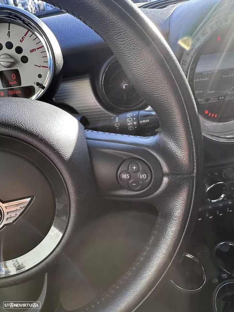 MINI 3 Portas Cooper D - 24