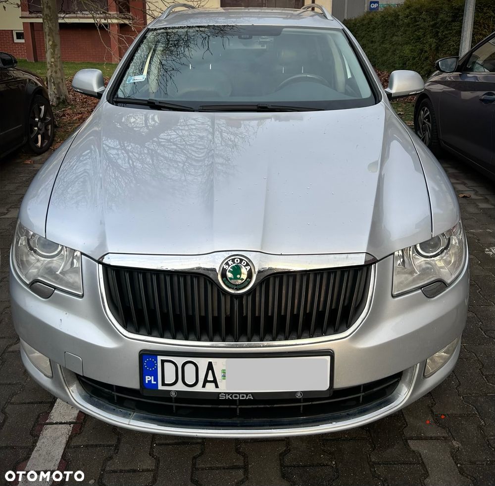 Skoda Superb 2.0 TDI DSG Elegance - 1