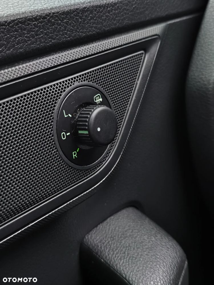 Skoda Fabia 1.0 Ambition - 10