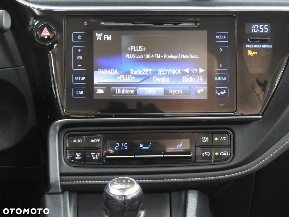 Toyota Auris 1.6 Premium - 12
