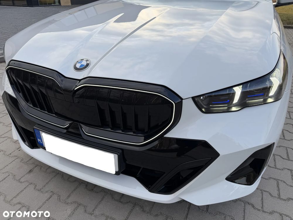 BMW Seria 5 ver-520d-xdrive-mhev-m-sport - 19