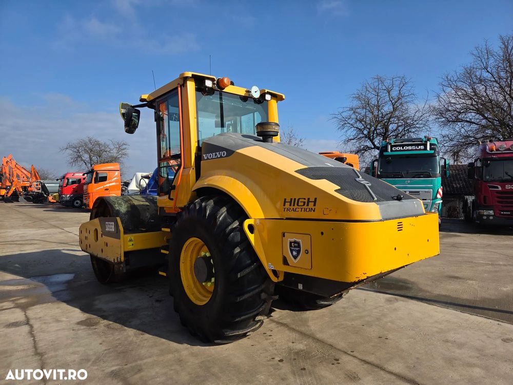 Volvo SD135B, 13,5t, latime tambur 2,3m, FULL OPTION, AC, oblon electric, GPS, antifurt, senzori pozitie, Anv 80% -ok, motor Volvo 150CP, Lung 6,1m, posibilitate leasing 4 ani, PROMOTIE 69.900 EUR+Tva - 2