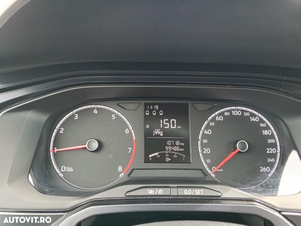 Volkswagen Polo 1.0 MPI Base - 6