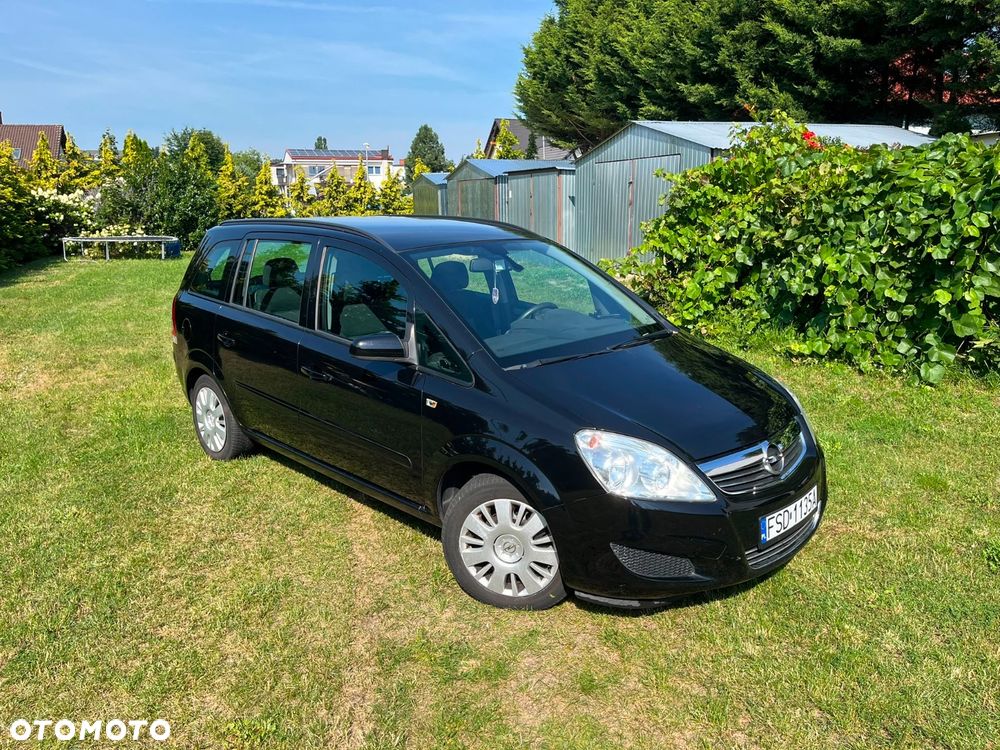 Opel Zafira - 2