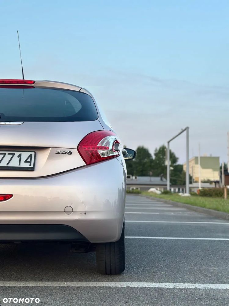 Peugeot 208 1.2 PureTech Active - 17
