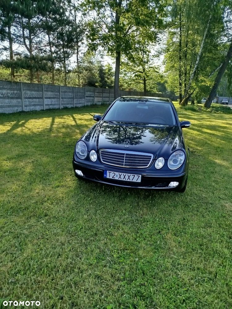 Mercedes-Benz Klasa E 200 CDI Classic - 13