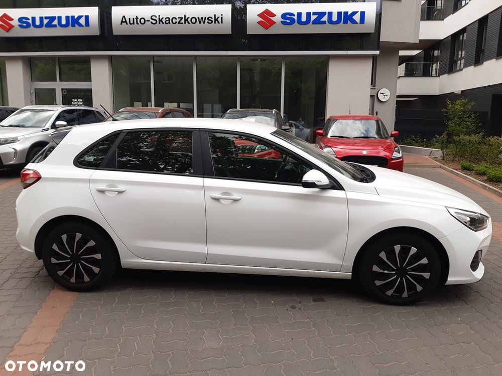 Hyundai i30 1.4 Classic + - 4