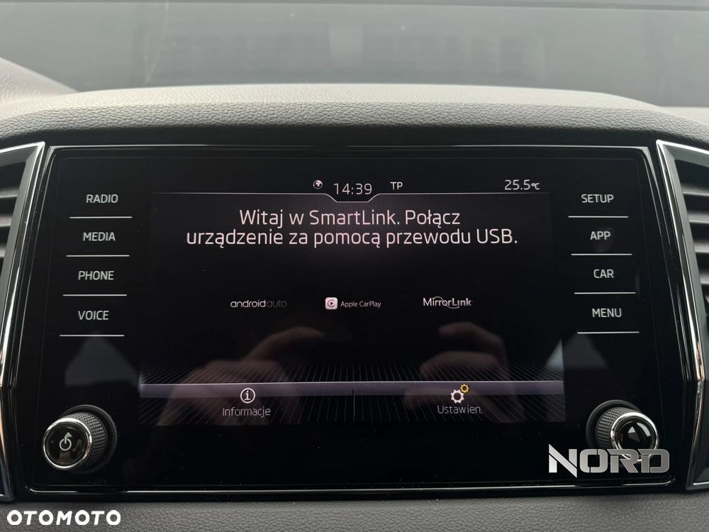 Skoda Karoq 1.5 TSI ACT DSG Ambition - 25