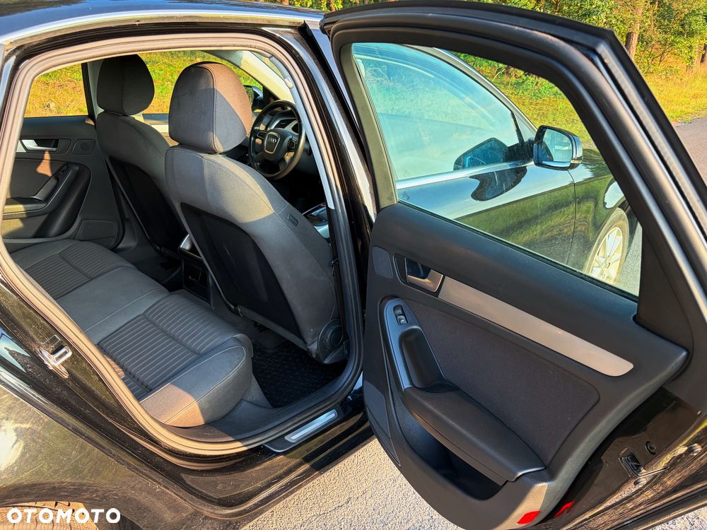 Audi A4 Limousine 1.8 TFSI multitronic Ambiente - 13