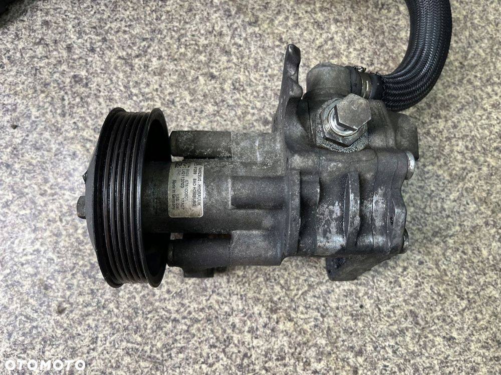 Pompa wspomagania kolko zbiorniczek weze BMW X5 E70 3.0 3.5 D M57N2 E71 X6 - 2